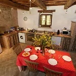 In Umbria With Pool * Casella (Umbria)