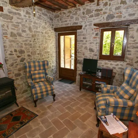 In Umbria With Pool * Casella (Umbria)